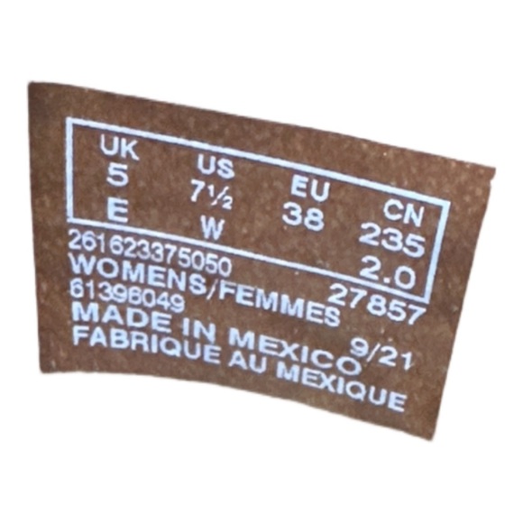 Clarks Collection Roseville Dot Slip on Loafers Size 7.5 Casual - Picture 7 of 7